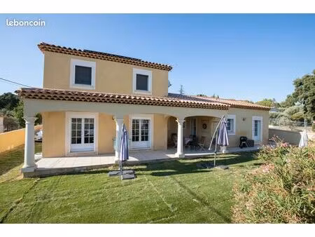 maison t5 la fare les oliviers