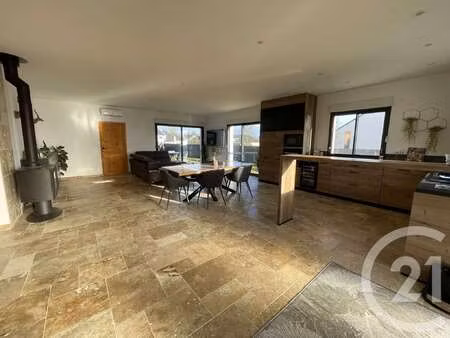 vente maison à angers (49000) : à vendre / 218m² angers