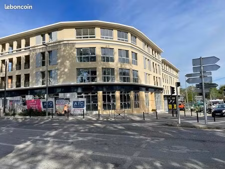 bureaux 76 m² aix en provence