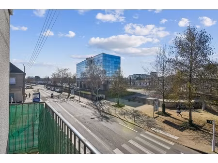 37000 – tours – appartement t4 – lumineux – balcon – cave – rue édouard vaillant – à 10 mi