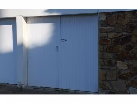 location stationnement  12 m² t- à le pouliguen  136 €