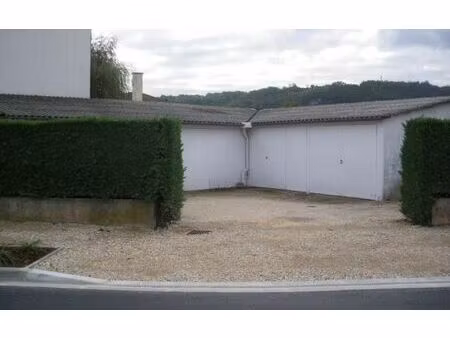 location stationnement  m² t- à terrasson-lavilledieu  75 €