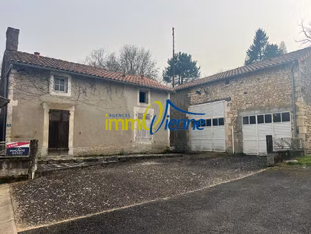 maison civaux 5 pièce(s) 65 m2