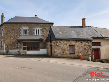 a vendre en exclusivité chez blot vitre immeuble d'habitation + local technique 15 minutes