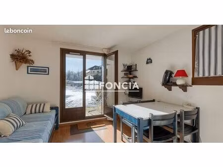 agréable 2 pièces dans une résidence composée de chalets de standing