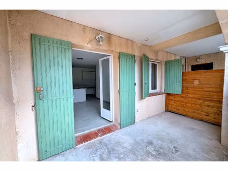 lancon - provence - appartement t2 + terrasse - 36.42 m2