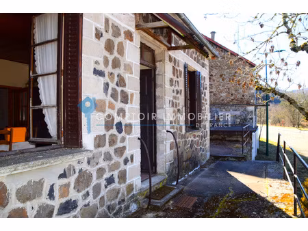 maison de village 6pièce(s) 4chambre(s) 72 70 m² cros-de-géorand (07510)