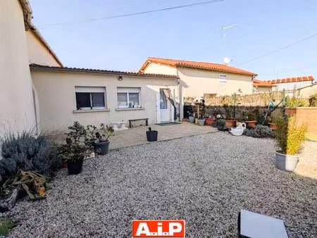 vente maison à bressuire (79300) : à vendre / 178m² bressuire