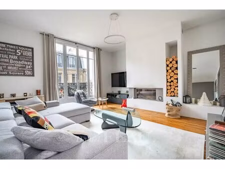 neuilly - longchamp - trois chambres - etage élevé