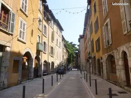 appartement 2 pièces 53 m²