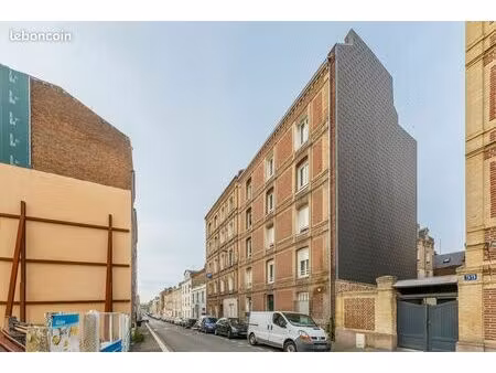 studio 1 pièce 17 m²