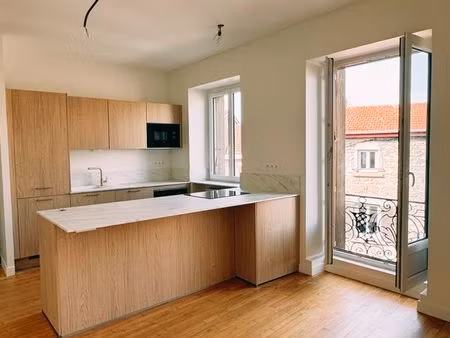 location t2 lumineux de 75m2 à soucieu-en-jarrest (à 5 min de brignais)
