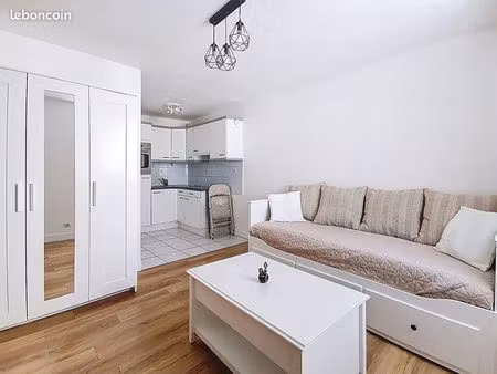 studio 1 pièce 19 m²