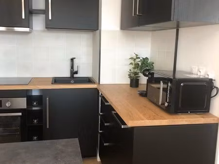 t3 rénové avec place de parking