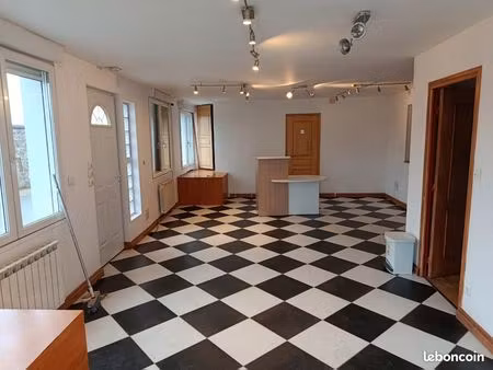 local commercial a louer