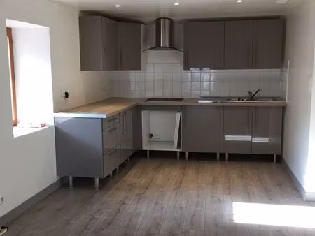 lezoux  location appartement f4