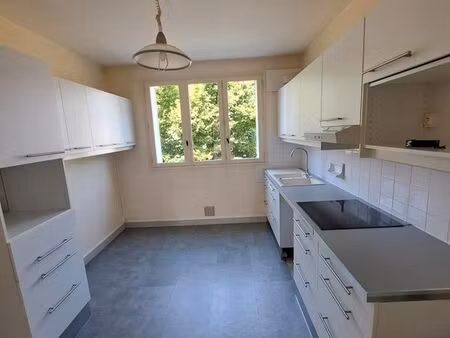 appartement à louer à saint-cyr-sur-loire