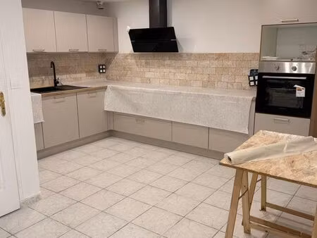 maison bourg de plougastel