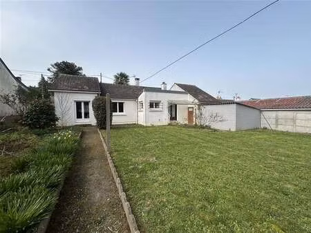 vente maison à château-gontier-sur-mayenne (53200) : à vendre / 112m² château-gontier-sur-