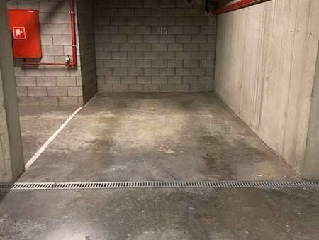 garage à louer à bilzen € 95 (llqy7) - vestio | zimmo