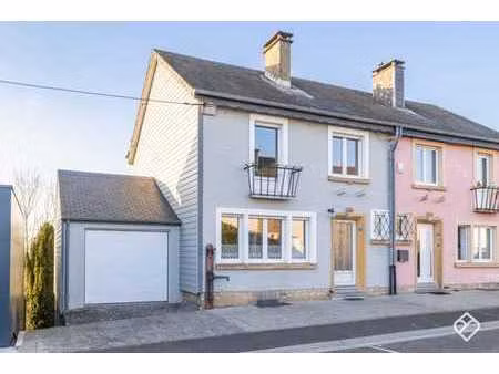 maison 3 façades avec jardin