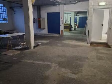 grand espace à louer  1532m²  vilvorde