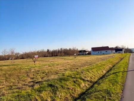 terrain constructible à vendre