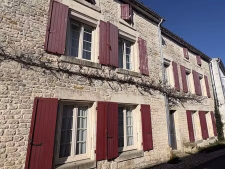 vente maison 6 pièces 160 m² coulon (79510)