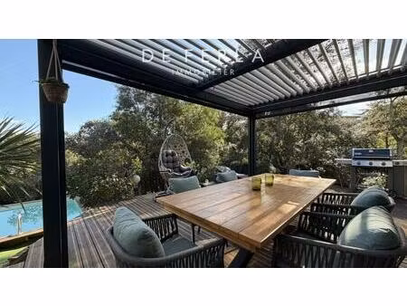 vente maison 7 pièces 196 m² fréjus (83370)