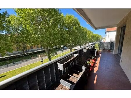 appartement romans-sur-isère 63 m² t-3 à vendre  130 000 €