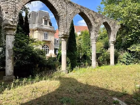 magnifique hôtel particulier