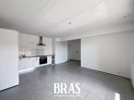 location appartement 3 pièces à saint-herblain (44800) : à louer 3 pièces / 62m² saint-her