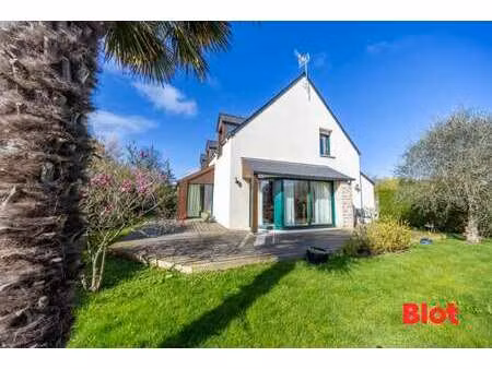 vente maison à dinard (35800) : à vendre / 243m² dinard