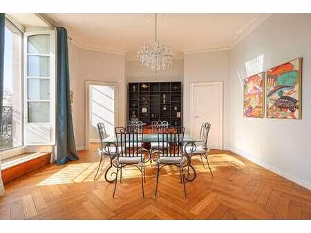 location appartement 3 pièces meublé à nantes (44000) : à louer 3 pièces meublé / 97m² nan