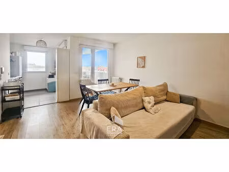 eysines 33320 - appartement t2 de 46m² avec terrasse - résidence récente - tram d cantinol