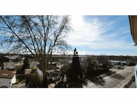 appartement t3 75 55 m² – dernier étage avec terrasse et parking