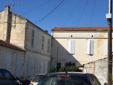 location appartement 3 pièces 54 m² à rochefort (17300)