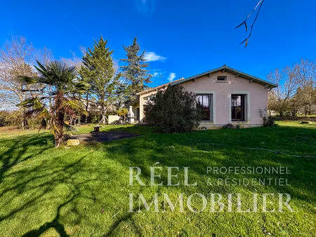 maison d'architecte avec grand terrain -centre de gimont à pied