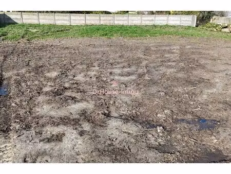 terrain viabilisé 943 m² entre terre et mer