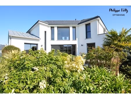 villa d'architecte 2015 avec très belles prestations