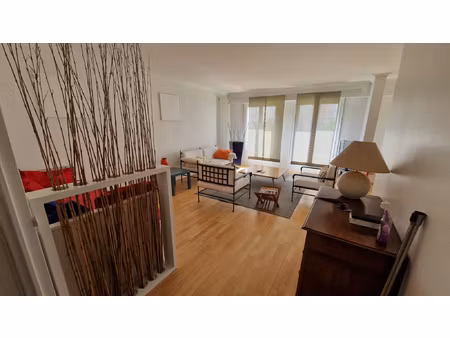 centre ville - appartement 4 pièces de 91 m2 meublé au centr