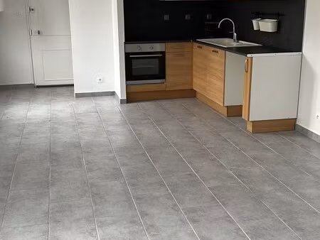 appartement t2 avec terrasse + jardin