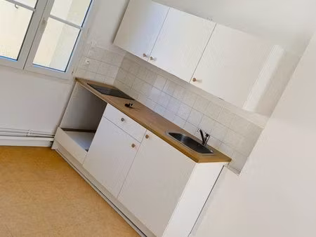 appartement t2 45m2 calme et lumineux - centre-ville bolbec