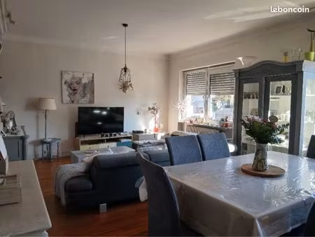 appartement f4 avec balcon