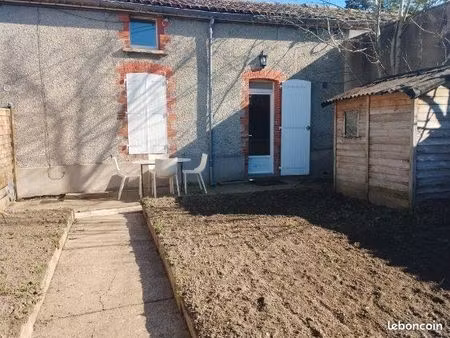 maison t1 bis avec jardin privatif en extrême centre