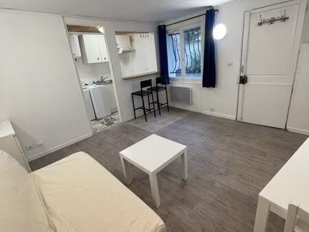 ? studio meublé 22 m² – 6 min gare – centre deuil-la-barre – accès direct cour