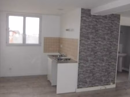 studio 1 pièce 30 m²