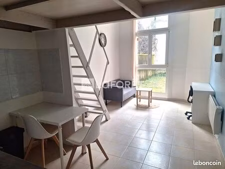 studio 1 pièce 31 m²