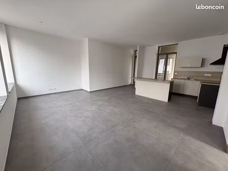 appartement 3 pièces 75 m²