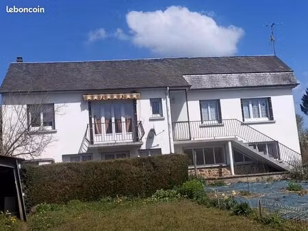 maison 4 pièces 300 m²